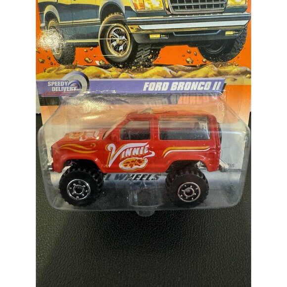 Matchbox Ford Bronco II Speedy Delivery Vinnie Pizza 1999 Collectible Toy Car - Picture 2 of 7